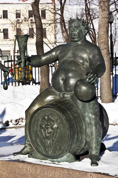 Памятник "Дети-жертвы взрослых пороков", Болотная площадь, Москва — стоковое фото