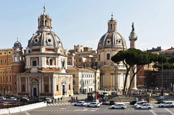 Die Kirche Santa Maria di Loreto in Rom — Stockfoto