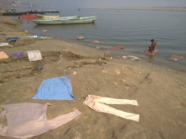 Varanasi Ganj tarafından çamaşır