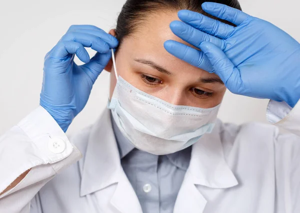 Portrait Tired Female Doctor Removing Mask Concept Profession Physician Epidemic — Stock Photo, Image