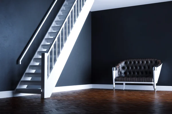Sofá de cuero vintage en el nuevo interior negro en parquet de madera flo —  Fotos de Stock