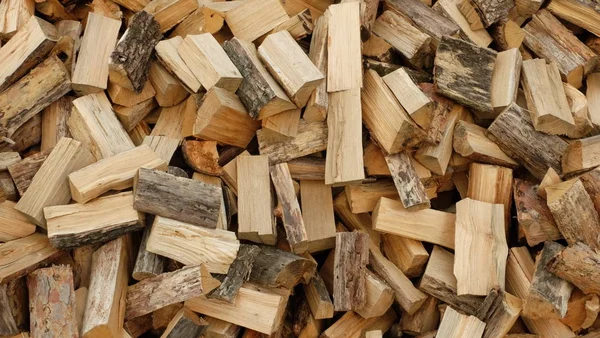 Yakacak odun Kruchik, Ukrayna