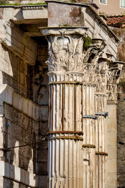 Corinthian Columns — Stock Photo, Image