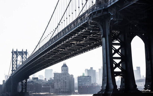 New York town, Manhattan bridge overcast day
