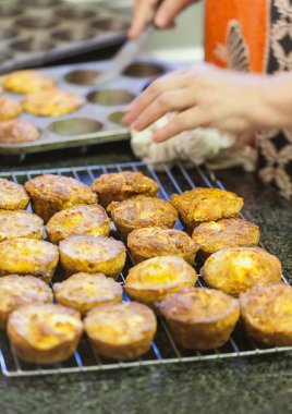 kek fırından dışarı