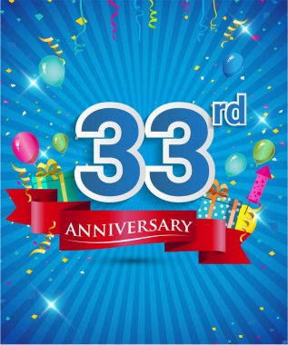 Konfeti ve balon, kırmızı kurdele, renkli vektör tasarım şablonu öğeleri için davetiye, broşür, afiş ve poster 33 yıl yıldönümü logolu kutluyor