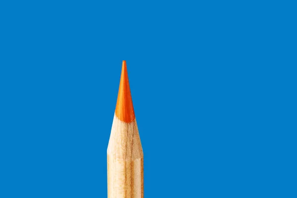 Orange Penna Närbild Blå Bakgrund Begreppet Material För Teckning Utbildning — Stockfoto