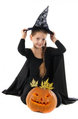 Karnaval kılık cadı bir kız portresi