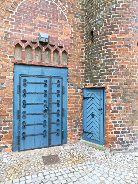 Portale Ingresso Della Chiesa San Pietro — Foto Stock