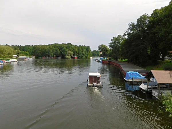 Mit Dem Boot Der Uckermark Unterwegs — Stockfoto