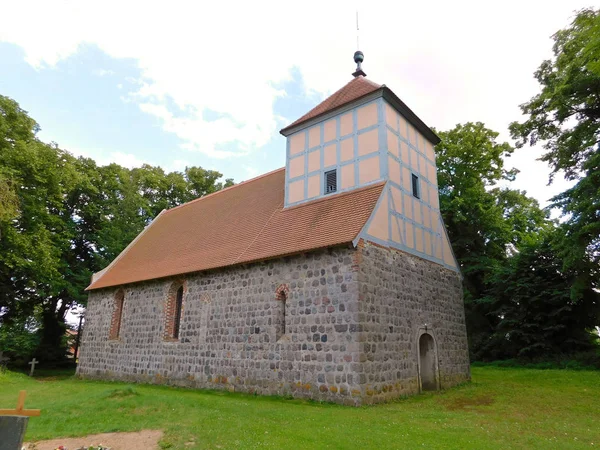 Evangelische Kirche Berkholz — Stockfoto