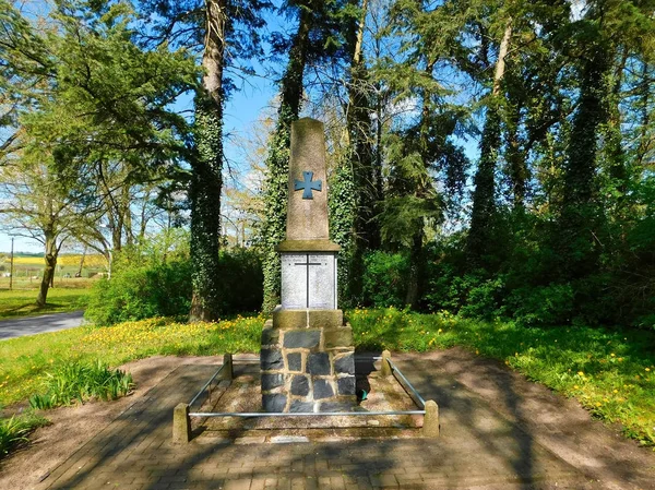 Das Kriegerdenkmal Für Die Opfer — Stockfoto