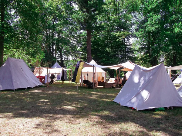 Obóz Średniowieczny Namiot Górze Zamkowej — Zdjęcie stockowe