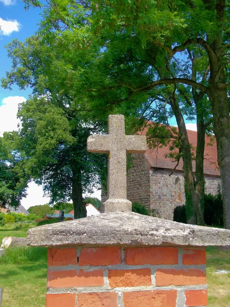 Croix Pierre Église Évangélique Luthérienne Village — Photo