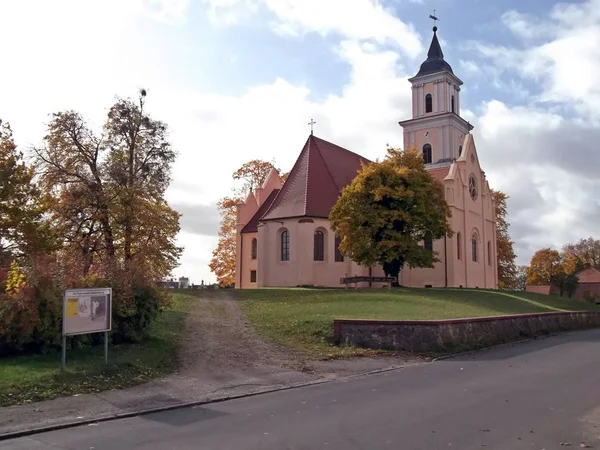 Die Evangelische Kirche Sankt Marien Auf Den Bergen — Stockfoto
