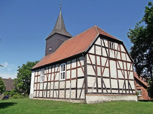 Евангелическо Лютеранская Деревенская Церковь — стоковое фото
