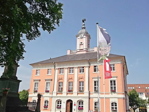 市場広場の歴史的な市庁舎 — ストック写真