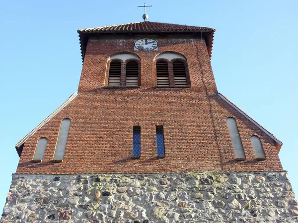 Evangelische Dorfkirche Wensickendorf — Stockfoto