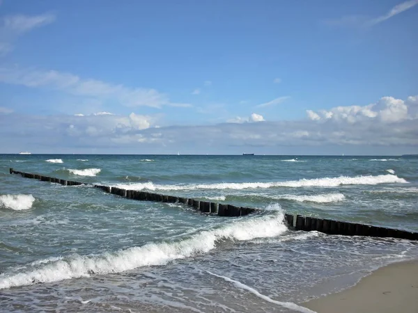 Rompeolas Costa Del Mar Báltico — Foto de Stock