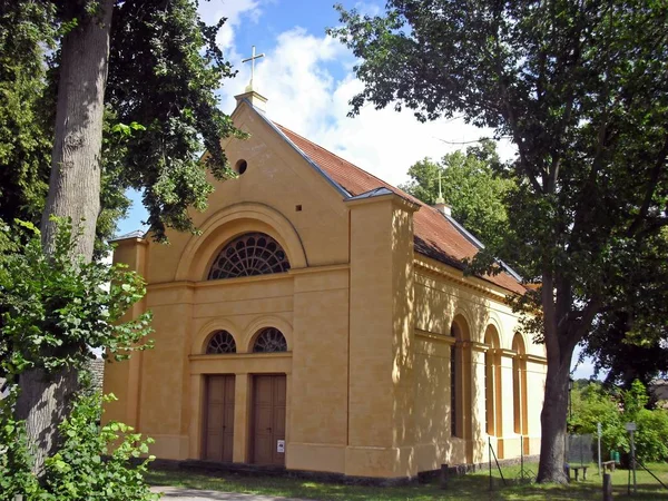 Igreja Aldeia Protestante — Fotografia de Stock