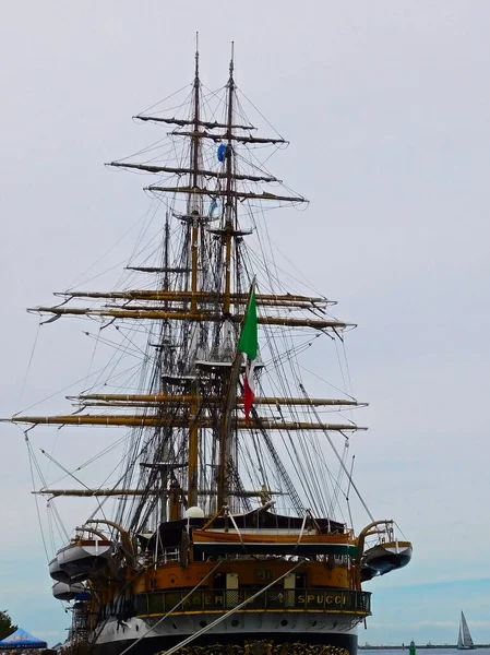 Морський Навчальний Корабель Вмф Порту Варнннде — стокове фото