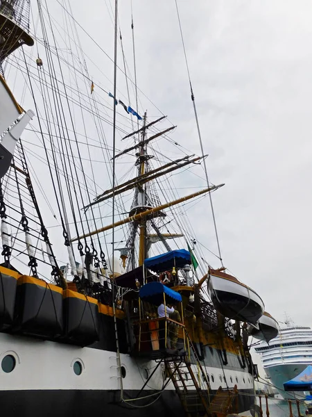 Het Zeiltrainingsschip Van Marine Haven Van Warnemnde — Stockfoto