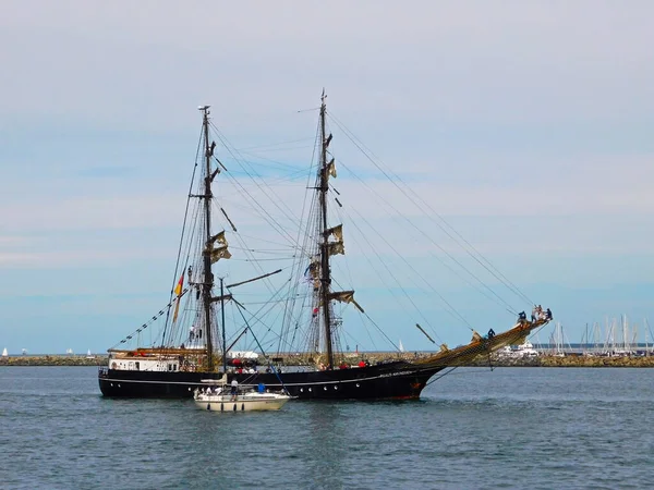 Zeilschepen Die Aankomen Haven Van Warnemnde — Stockfoto