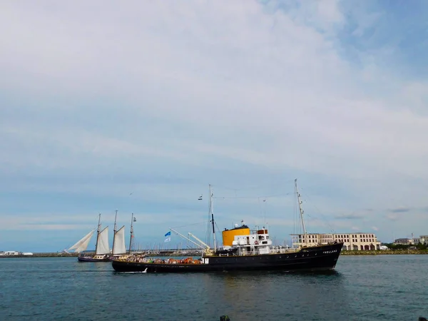 Naves Que Llegan Puerto — Foto de Stock