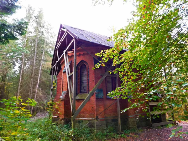 Roofed Ruin Red Chapel 1875 — 스톡 사진