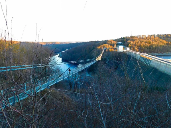 Most Wiszący Tama Rappbodetal — Zdjęcie stockowe