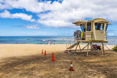 Hayat korumak Laniakea Beach Oahu, Hawaii deki Kulesi