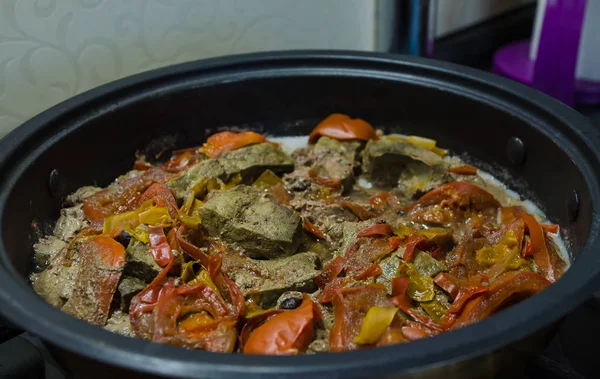 아름 답 고 맛 있는 음식 한 접시에 — 스톡 사진