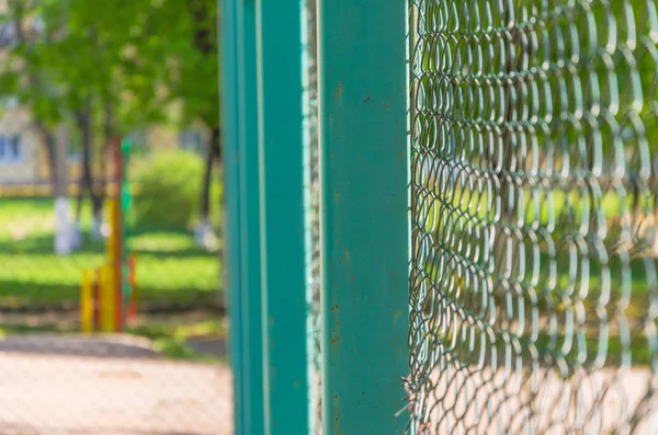 Mesh för fäktning tennisbana. — Stockfoto