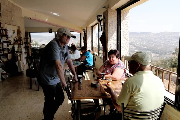 Tourists during a break 02 — Stock Photo, Image