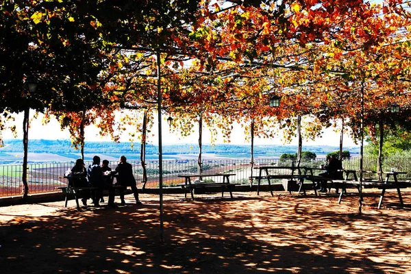 Sonbahar. Vadi manzarası.