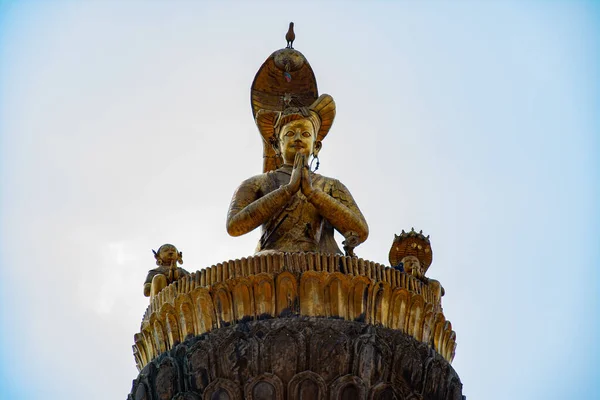 Statue King Patan King Yognarendra Malla Patan Durbar Square — Stock Photo, Image