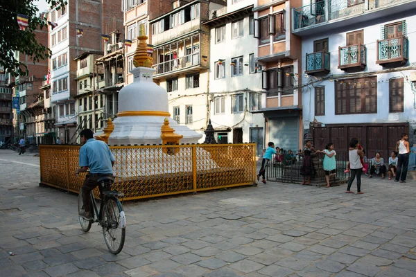 Κατμαντού Νεπάλ Ιουνίου 2017 Βουδιστικές Ηλίθιες Στην Περιοχή Itum Bahal — Φωτογραφία Αρχείου