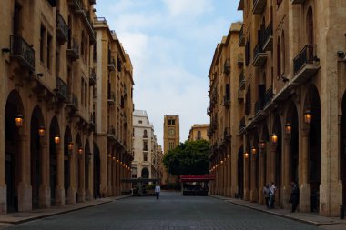 Beyrut, Lübnan - 05 Mayıs 2017: Beyrut Merkez Bölgesi 'ndeki Down Town' daki güzel eski binaların görüntüsü.