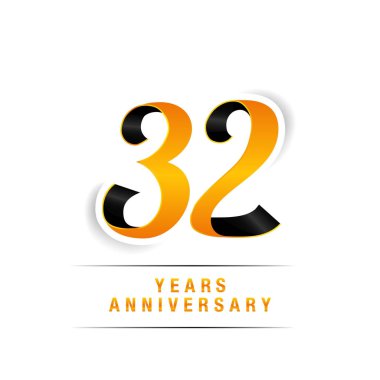 32 yaş beyaz arka plan üzerinde siyah ve sarı yıldönümü kutlama Logo izole
