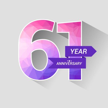 61 yıl yıldönümü Logo düşük Poli dizayn, gri arka plan üzerinde renkli vektör çizim ile 