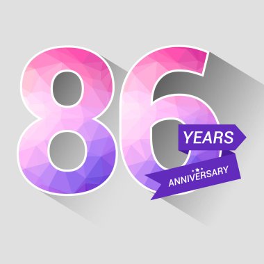 86 yıl yıldönümü Logo düşük Poli dizayn, gri arka plan üzerinde renkli vektör çizim ile 