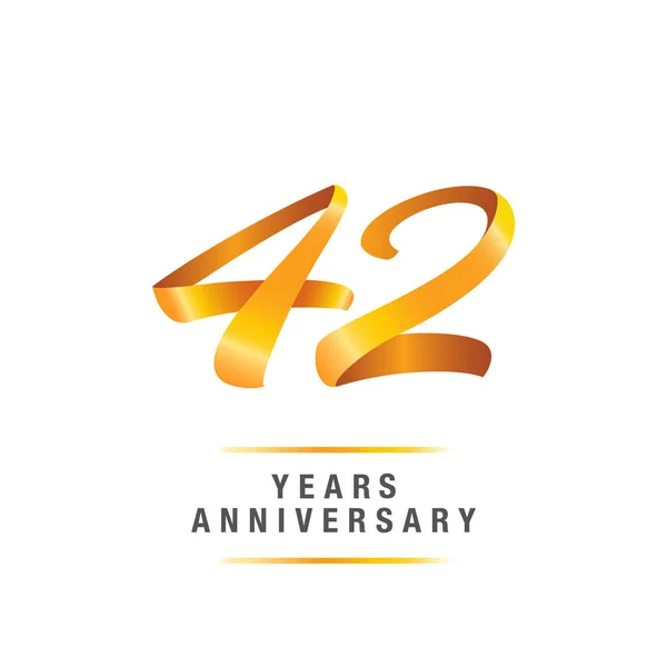 Yaş Altın Yıldönümü Kutlama Logosu Beyaz Arka Plan Üzerinde Izole — Stok Vektör
