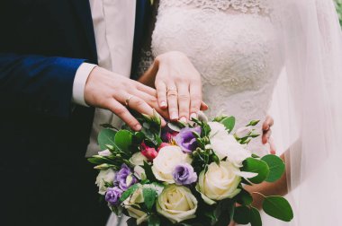 Evlilik yüzükleri.