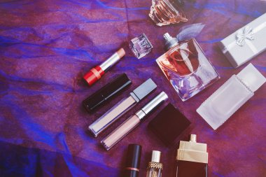 kozmetikler ve Parfümler