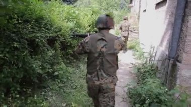 Askerler devriye yok şehir içinde