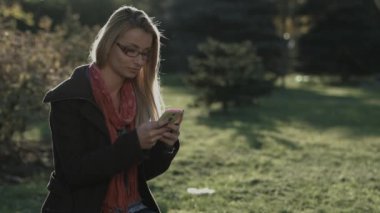 Kadın sms manifatura city park, akıllı telefon