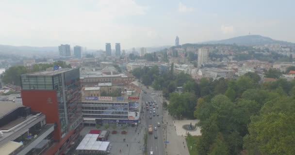 Sarajevo - September 2016:Aerial schot van City center Sarajevo — Stockvideo