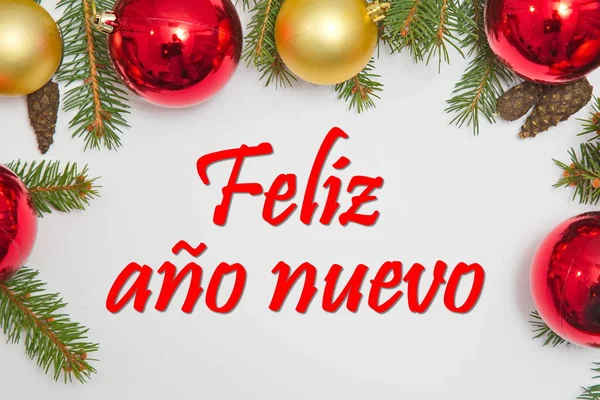 Decoración de Navidad con texto en español Feliz ano nuevo (FELIZ AÑO NUEVO ) — Foto de Stock