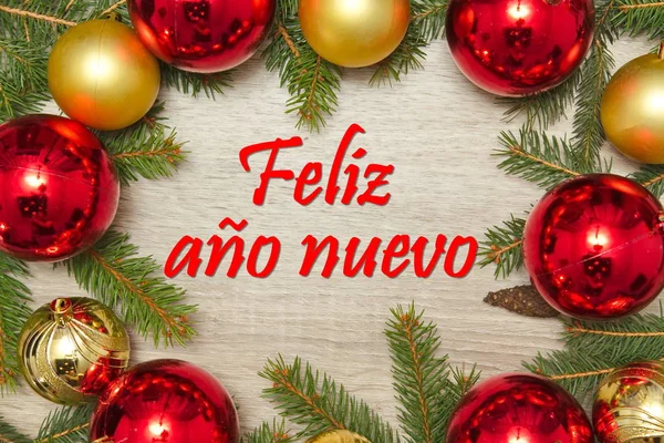 Decoración de Navidad con texto en español Feliz ano nuevo (FELIZ AÑO NUEVO ) — Foto de Stock