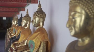 Wat Pho Tapınağı 'nın içindeki detaylar Tayland' ın birinci sınıf kraliyet tapınakları olarak sınıflandırılan altı tapınak listesinin birincisi.